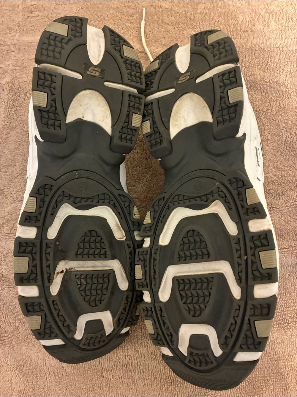Men’s size 13 Skechers White and Gray Men's Athletic Sneakers - Picture 6 of 6